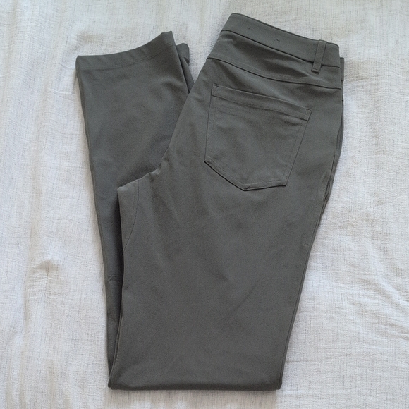 Lululemon Athletica ABC Classic Fit 5 Pocket Olive Pants 31x34